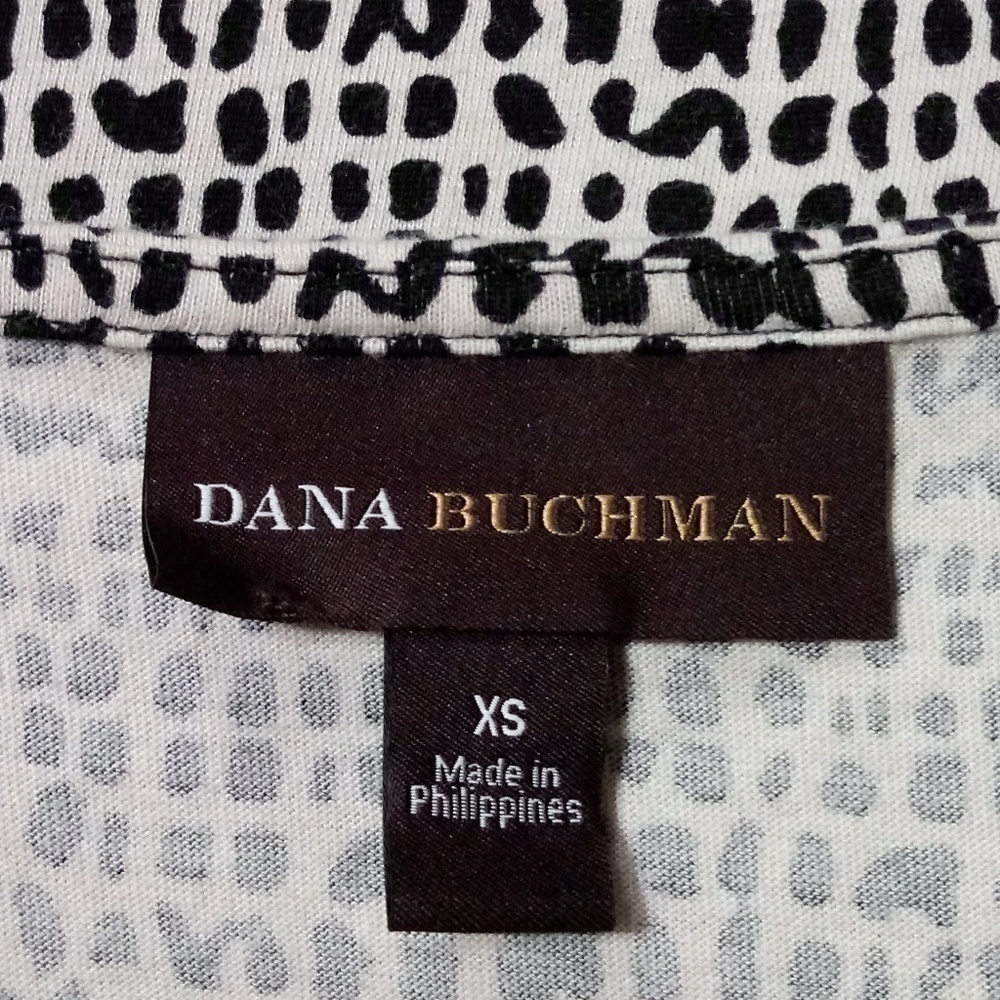 Dana Buchman V-neck Top with gathering - Picture 4 of 6